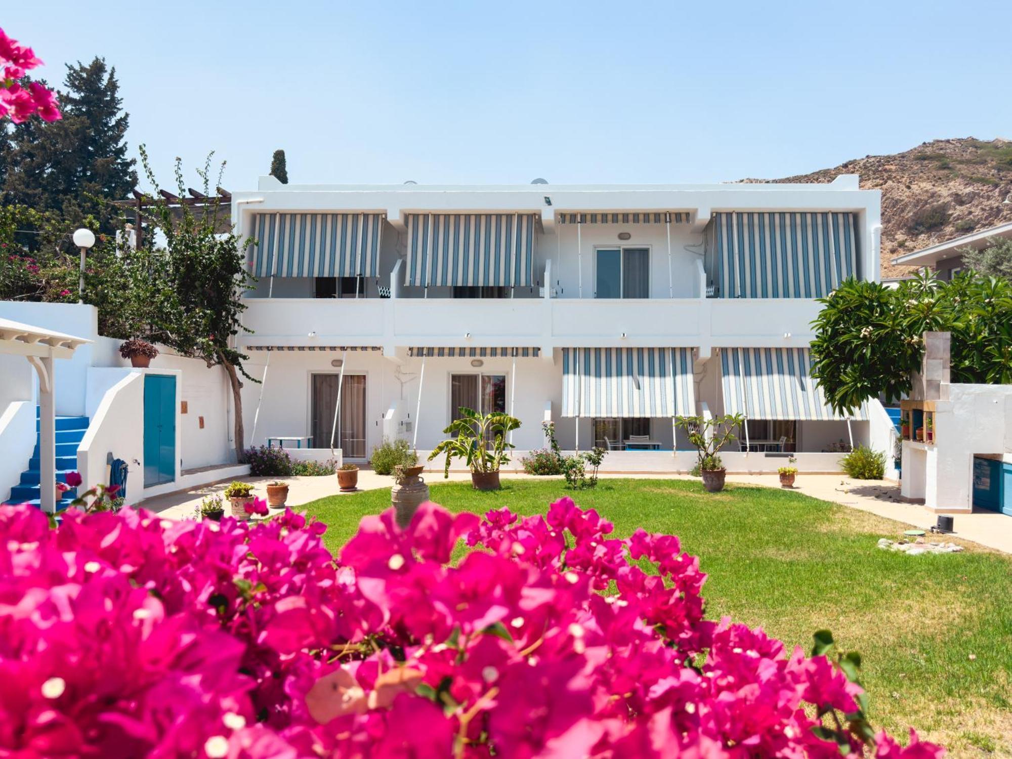 Antonios Stegna Appartement *